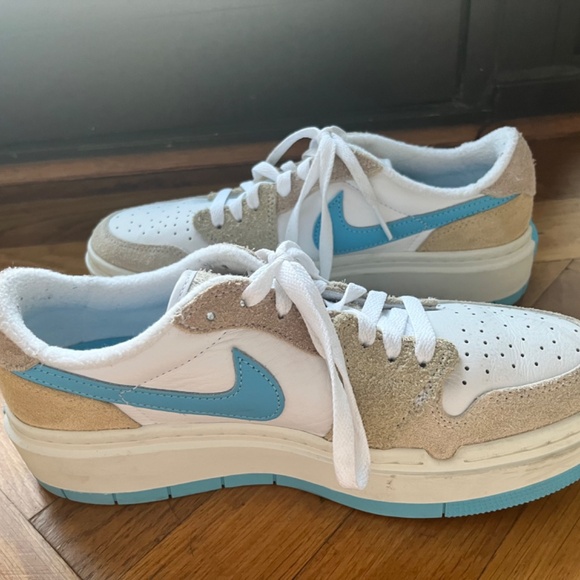 AIR JORDAN 1 ELEVATE LO SE WMNS - Picture 3 of 3